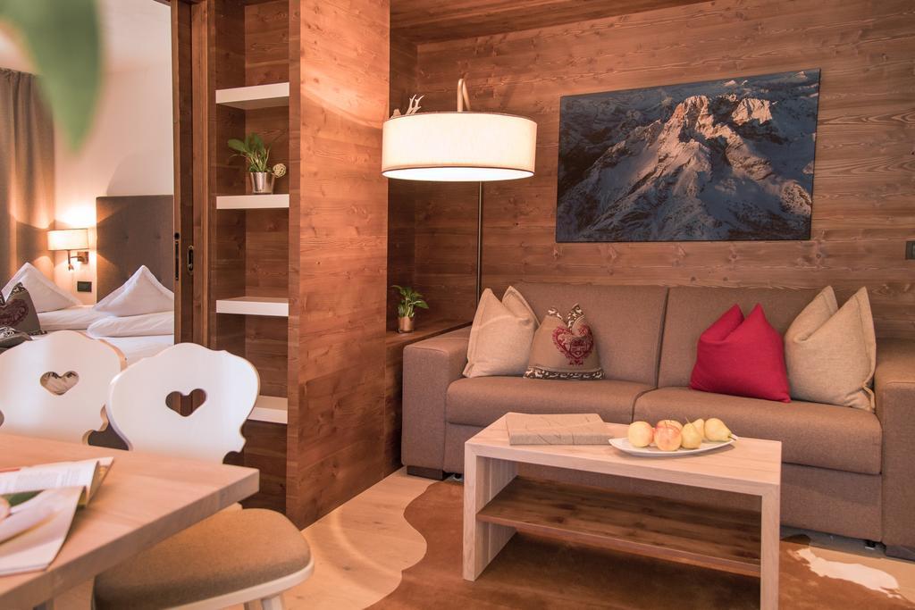 Ariston Dolomiti Residence Toblach Exteriér fotografie