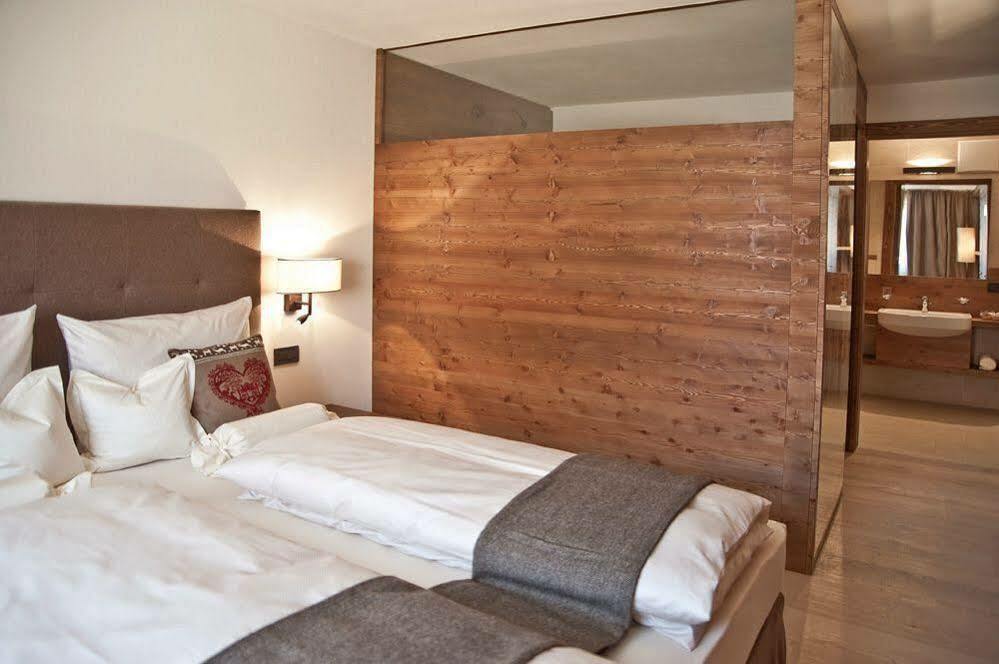 Ariston Dolomiti Residence Toblach Exteriér fotografie